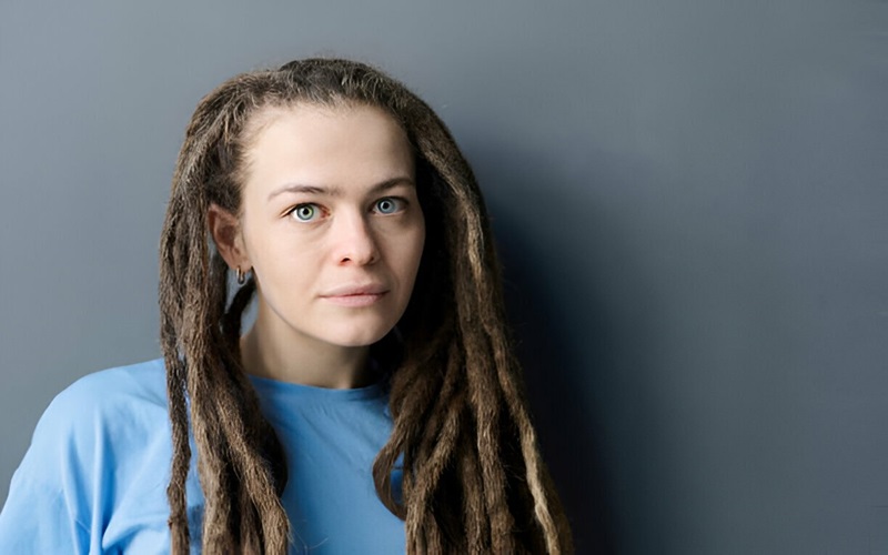Freeform Dreads: Installation, Styles and Advantages